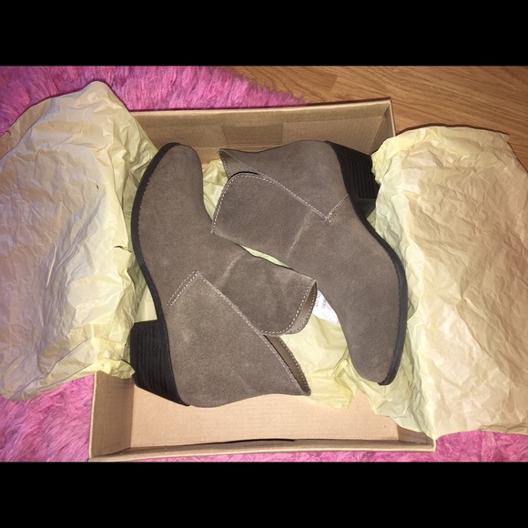 Dark Nutmeg Real Suede Slip on Ankle Boots - Picture 2 of 12